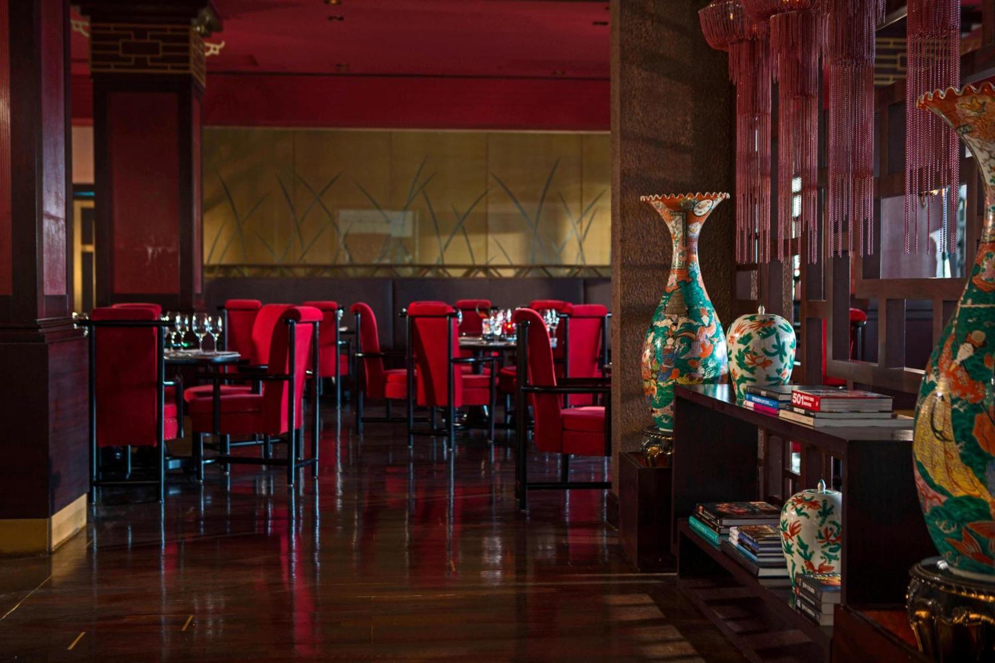 Renaissance Cairo Mirage City Hotel Ngoại thất bức ảnh Interior of the restaurant